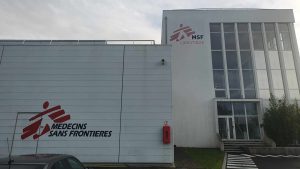 Le bâtiment logistique de Médecins sans Frontière en Gironde