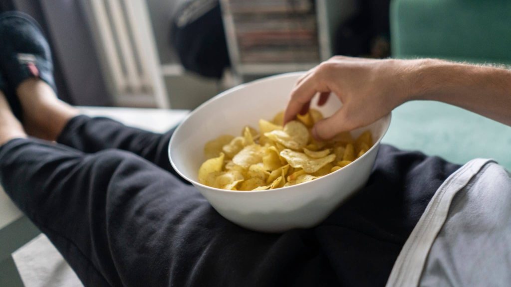 Alimentation : comment arrêter de grignoter entre les repas