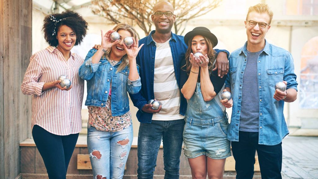 Loisirs : avec La Mariole, la pétanque s’invite partout