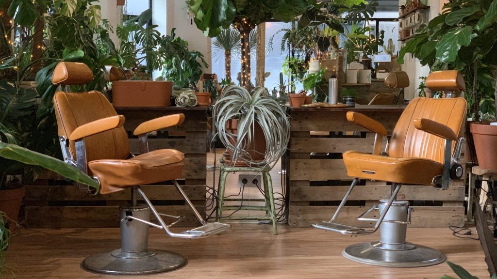 Paris : What The Flower, concept store végétal entre plantes et coiffure