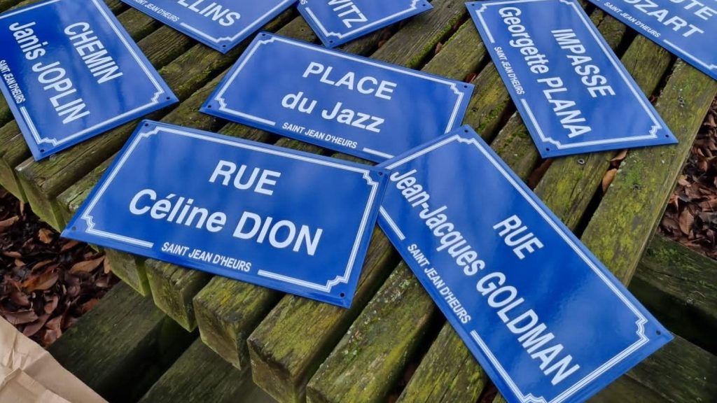Puy-de-Dôme : des stars pour renommer les rues d’un village