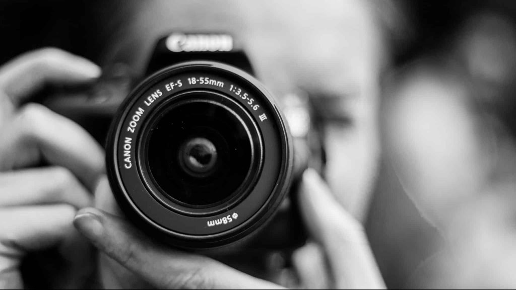 Namasté avec Natasha St Pier : la photo de yoga par Anaka