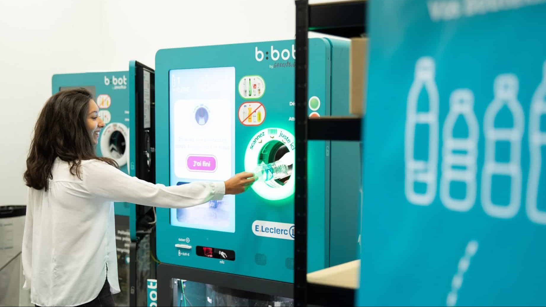 B:bot, une machine pour sensibiliser au recyclage du plastique
