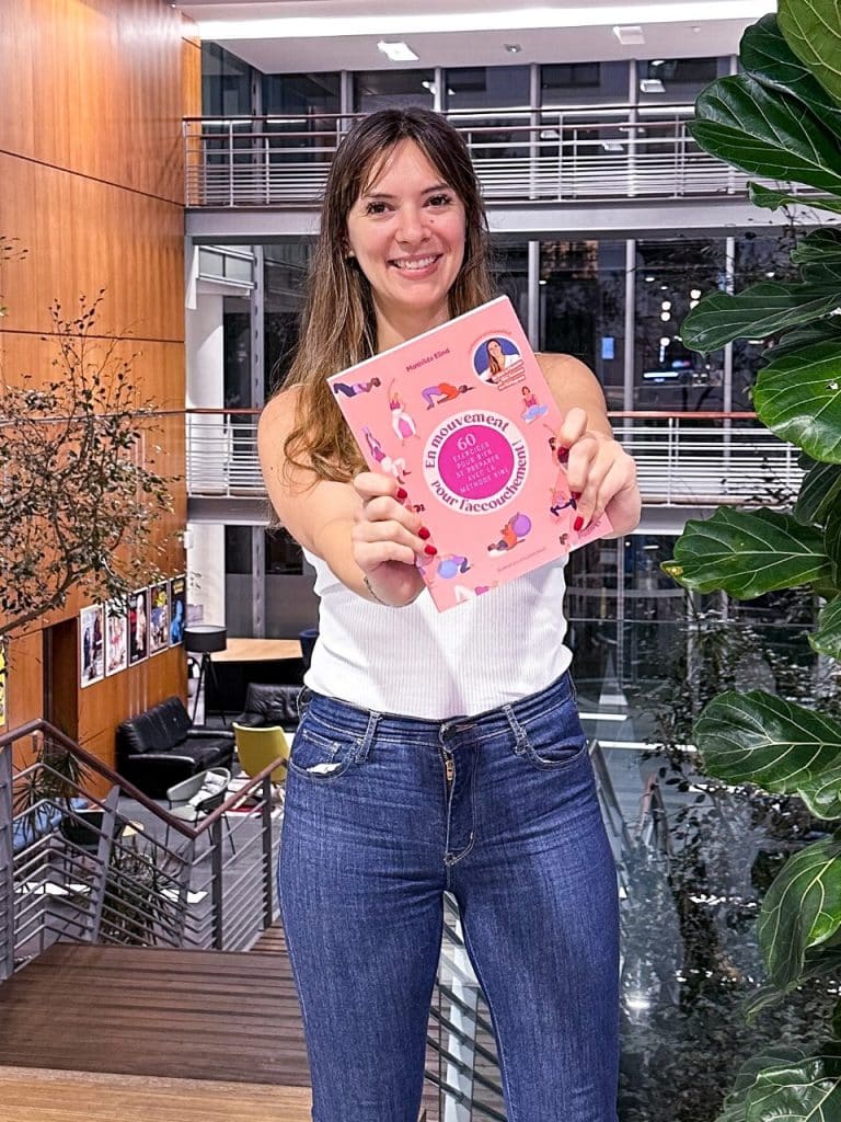 Mathilde Elind, kiné, accompagne « En mouvement pour l’accouchement »