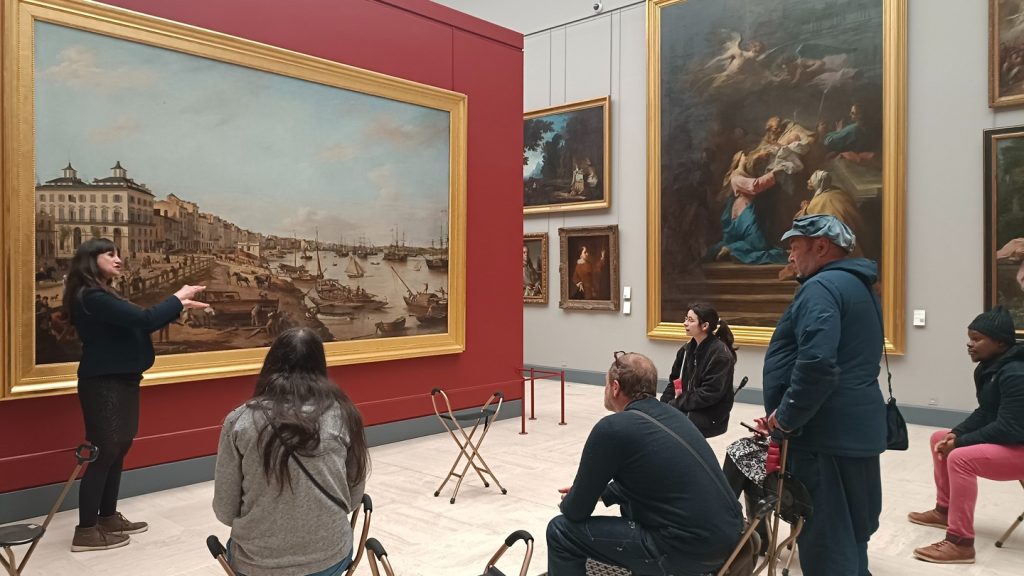 La Cloche veut « créer du lien social avec et pour les sans domicile »