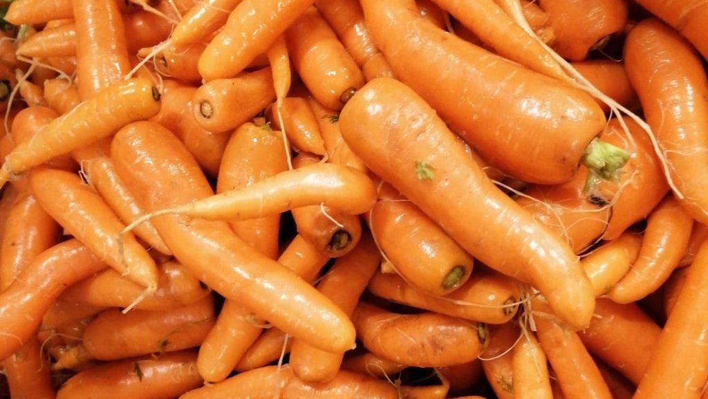 Atypique : éviter le gaspillage des fruits et légumes déclassés