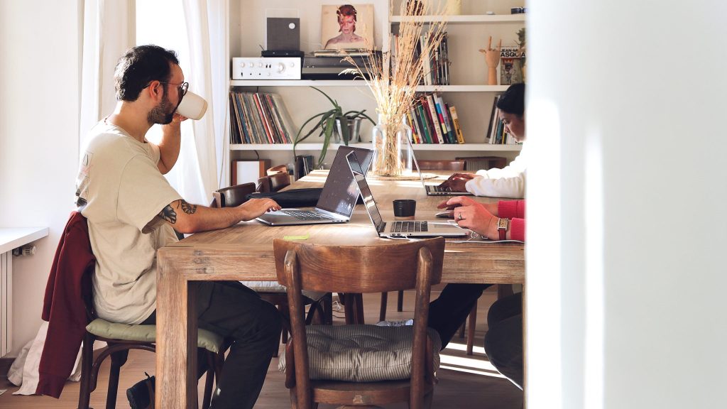 Paris : un espace coworking où travailler et rester dormir