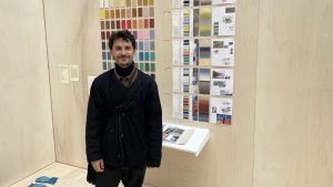 Adrien Testard à l'école des Beaux Arts à Paris pour exposer le travail de son collectif Landelab