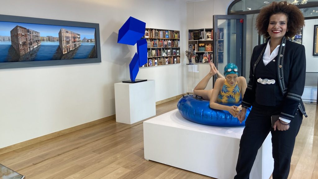 Elle fait tout un art de sa passion pour l’art contemporain  