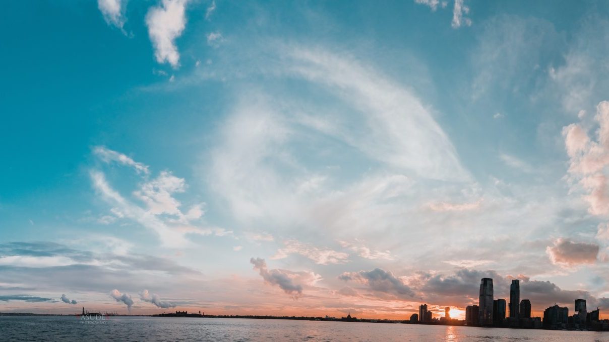 ciel bleu et nuages