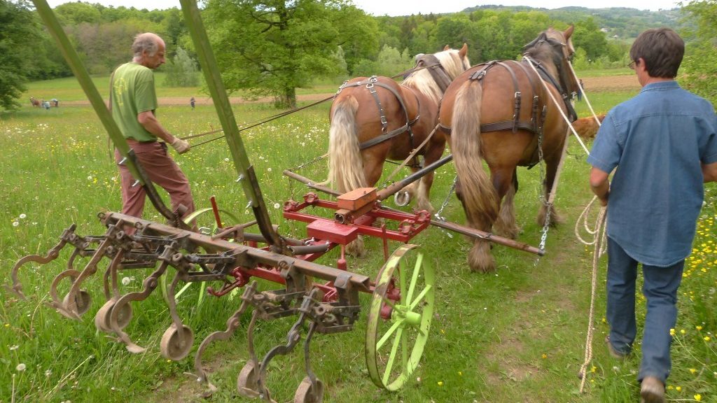 L’Atelier Paysan sensibilise et agit en faveur de l’agroécologie