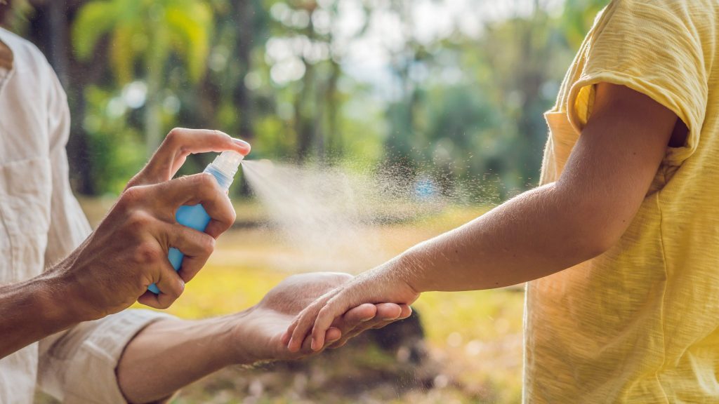 L’herboriste AirZen : des astuces naturelles contre les moustiques