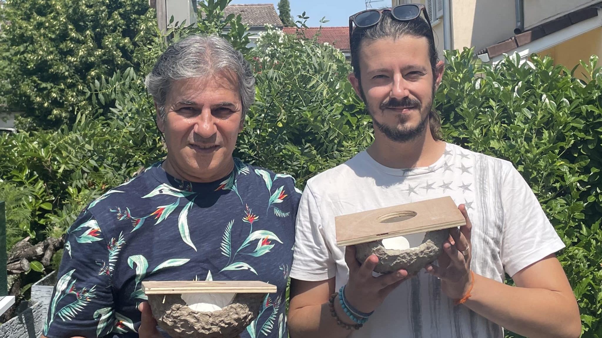 Lyon : Ils installent des nids pour faire revenir les hirondelles