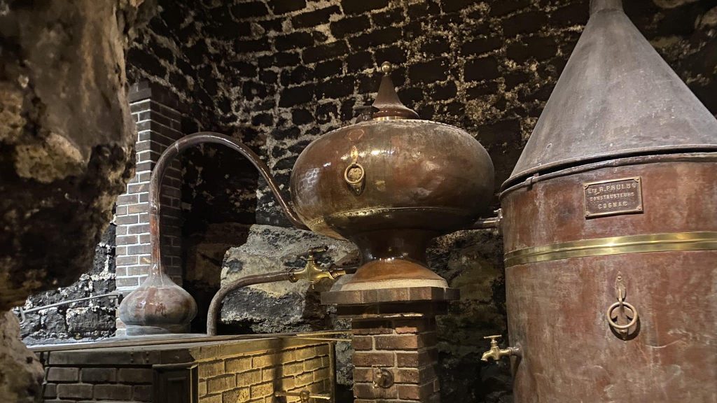 Le Musée du vin, un lieu insolite et historique rue des Eaux à Paris