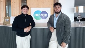 Mathis Devaux et Tom Detchessahar sont dans les locaux d'AirZen Radio