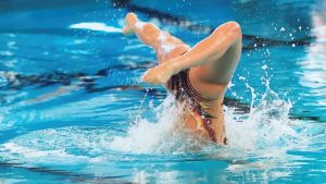 Jade Hestroffer, championne de France de natation artistique