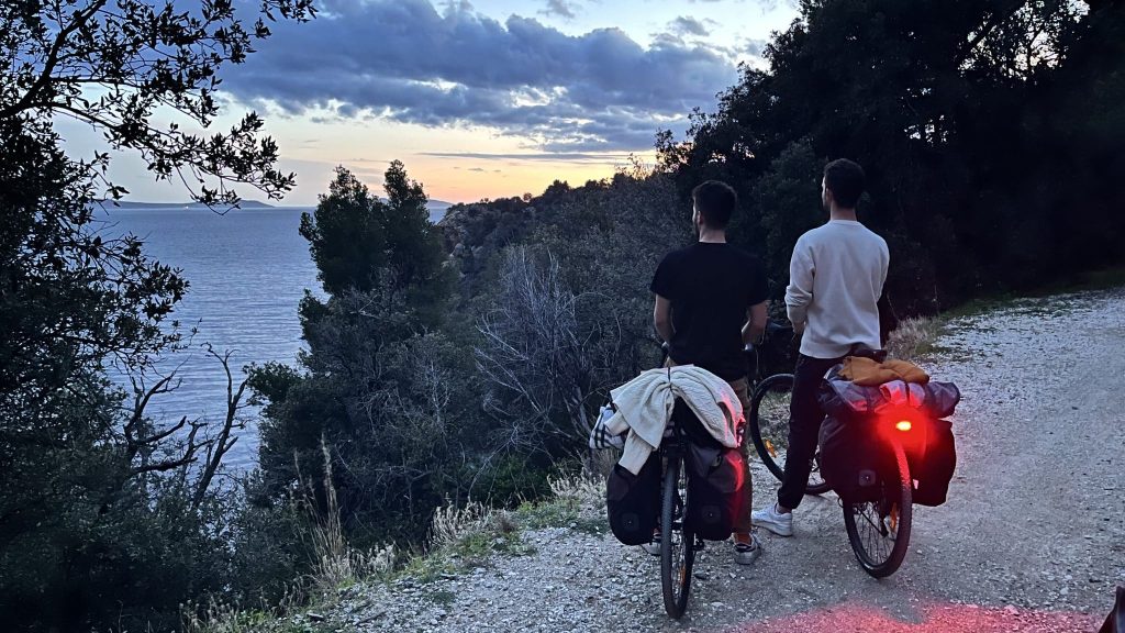 Hexplo, le compagnon de route pour planifier ses voyages à vélo