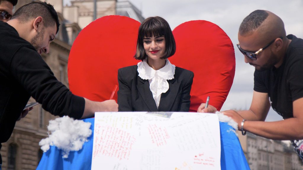 La plus grande lettre d’amour au monde fait escale à Nantes