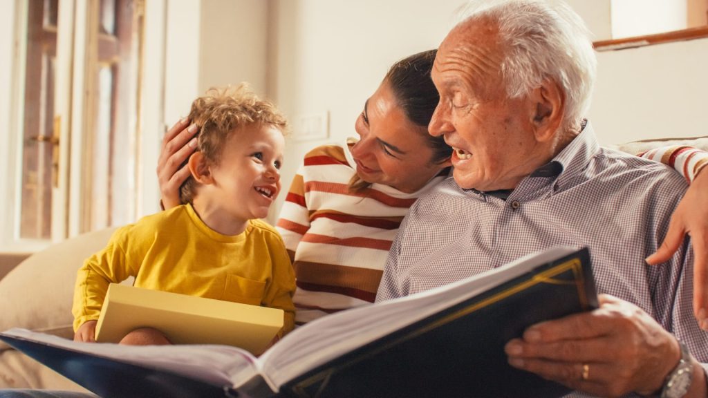Nos Chouettes Souvenirs : préserver la mémoire familiale par l’écrit