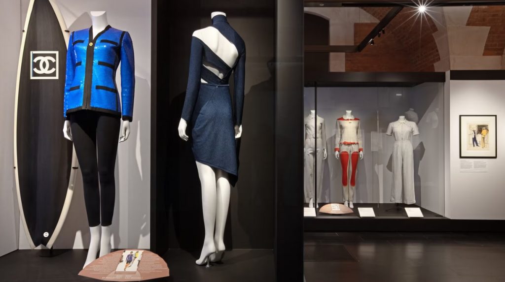 Paris : la mode se met en mouvement au Palais Galliera