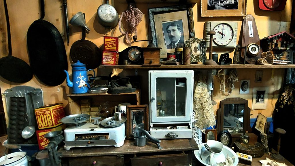 Seine-et-Marne : ce grenier imaginaire ravive des souvenirs oubliés