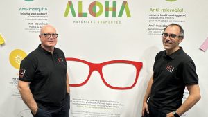 Les lunettes Aloha éloignent les insectes et réduisent le stress