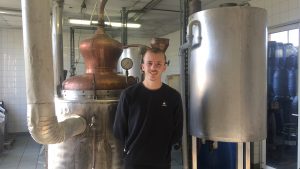 Les oreilles dans une distillerie artisanale alsacienne