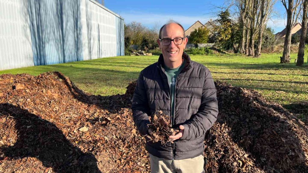En France, on recycle des feuilles mortes et c’est une première mondiale
