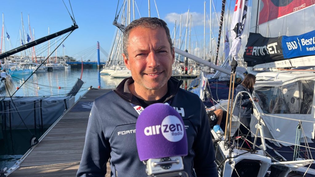 Vendée Globe : sur le bateau du navigateur Romain Attanasio