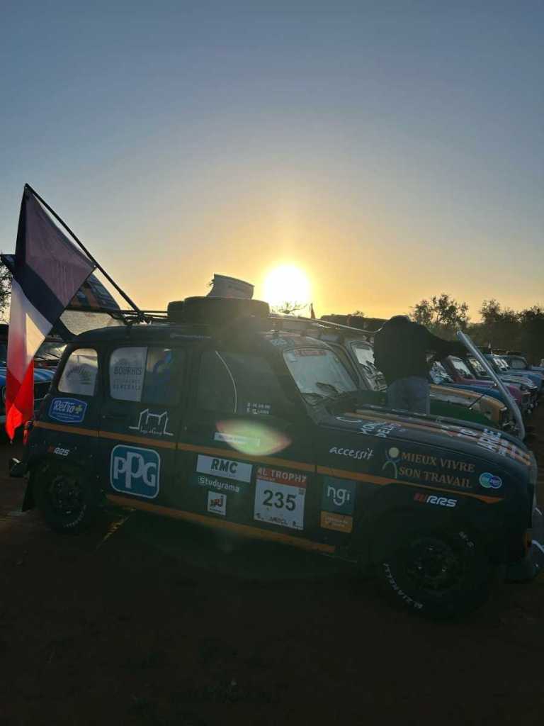 Aventure solidaire : sur les routes du 4L Trophy avec l’équipage 235