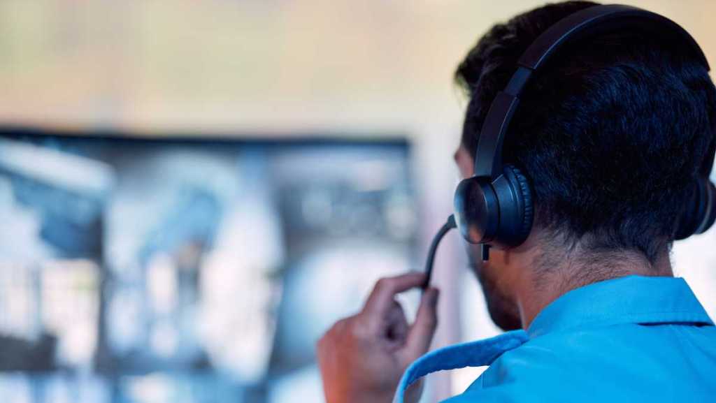 Les appels insolites reçus par police secours compilés dans un livre