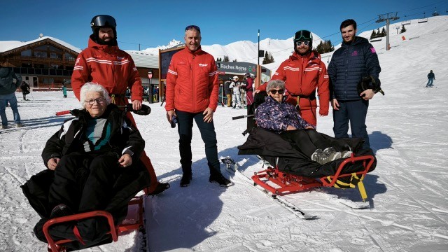 A Montvalezan, Hamza est chargé de bonheur auprès des ainés