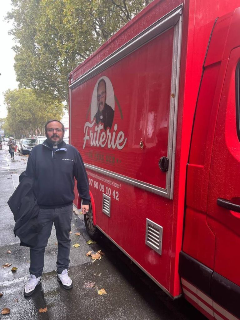 Hauts-de-France : Sébastien Fabre, un ch’ti curé pas comme les autres