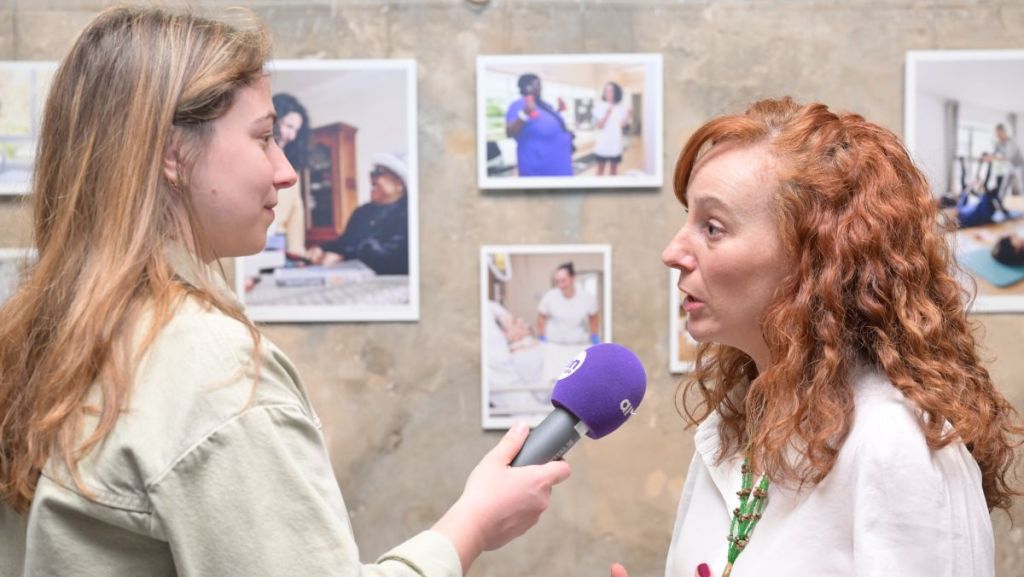 Photographie : les soins médicaux vus à travers l’œil de Caroline Perrier