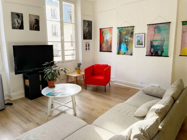 La Maison Escale : une aide aux jeunes LGBT+ fragilisés et précarisés