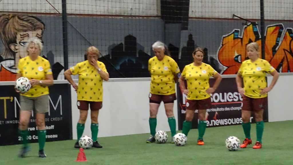 Le premier tournoi international Mamies Foot débarque en France