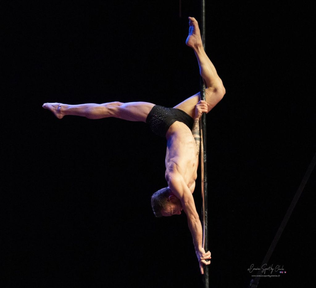 Rémi Robardet, champion de France de pôle dance sportive en amateur