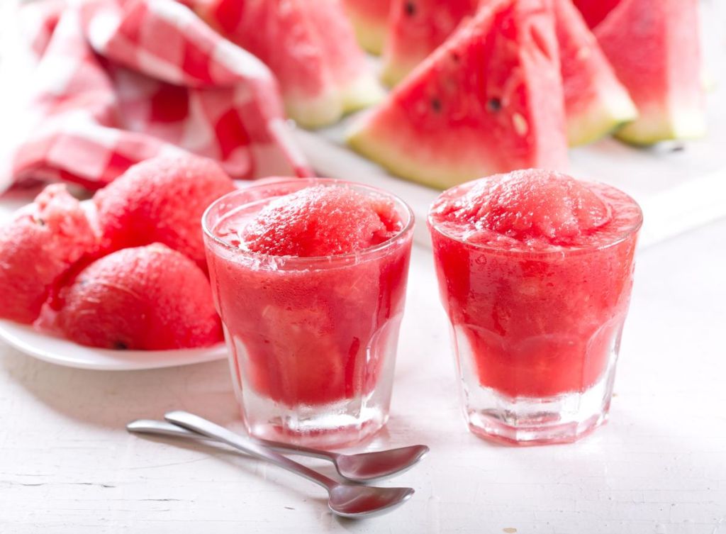 Sorbets et granités maison : le guide express pour rafraîchir vos étés