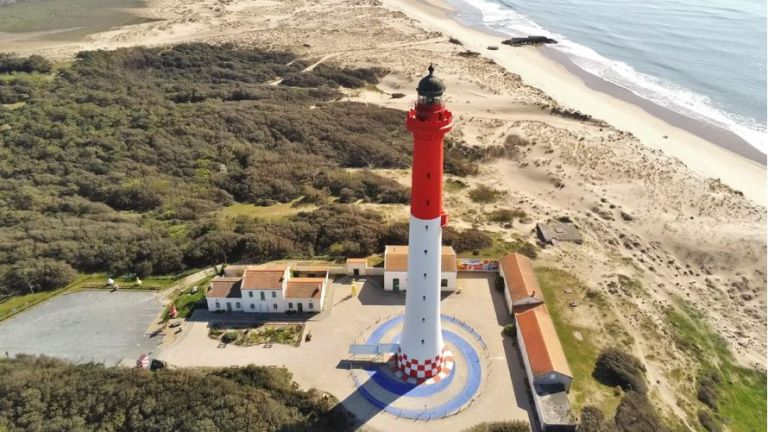 Dans les coulisses du Phare de la Coubre, le plus haut phare charentais