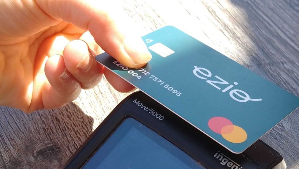 La carte de paiement Ezio veut alléger le quotidien des aidants