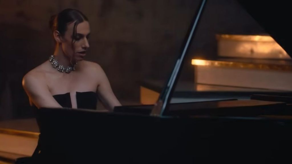 Musique : Loa Mercury réinvente le tube « Pomme C » de Calogero