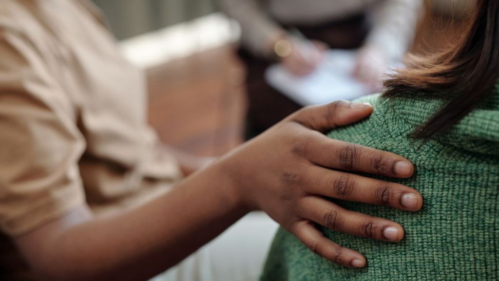 Mauve, une plateforme d’aide aux victimes de violences sexistes et sexuelles