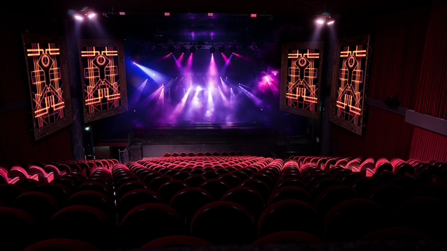 Patrimoine : dans les coulisses du Château Théâtre Descas à Bordeaux