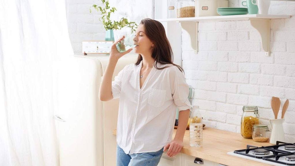 Faut-il vraiment boire deux litres d’eau par jour ?
