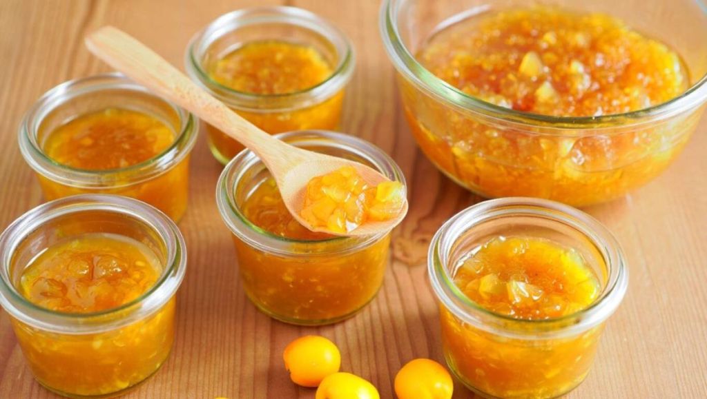 « On dirait celle de mamie » : cette confiture de mirabelles maison va bouleverser vos petits-déjeuners