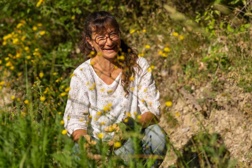 Pays des Écrins : Isabelle crée des spiritueux en biodynamie