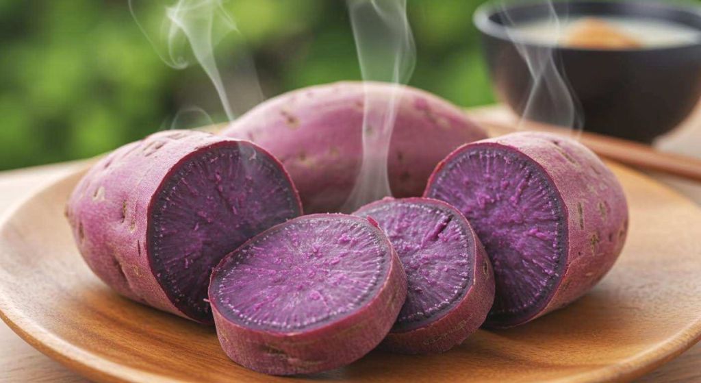 Ce légume violet booste l’énergie et ralentit le vieillissement : le secret des centenaires d’Okinawa