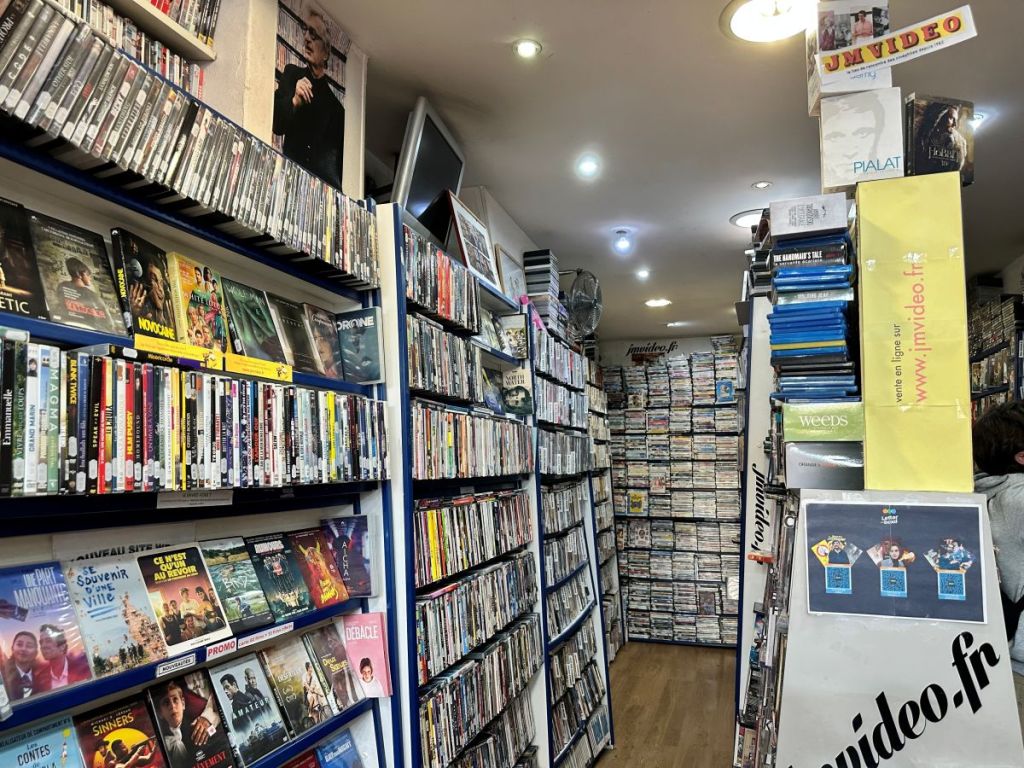 JM Vidéo : un vidéoclub parisien en péril, soutenez-le !