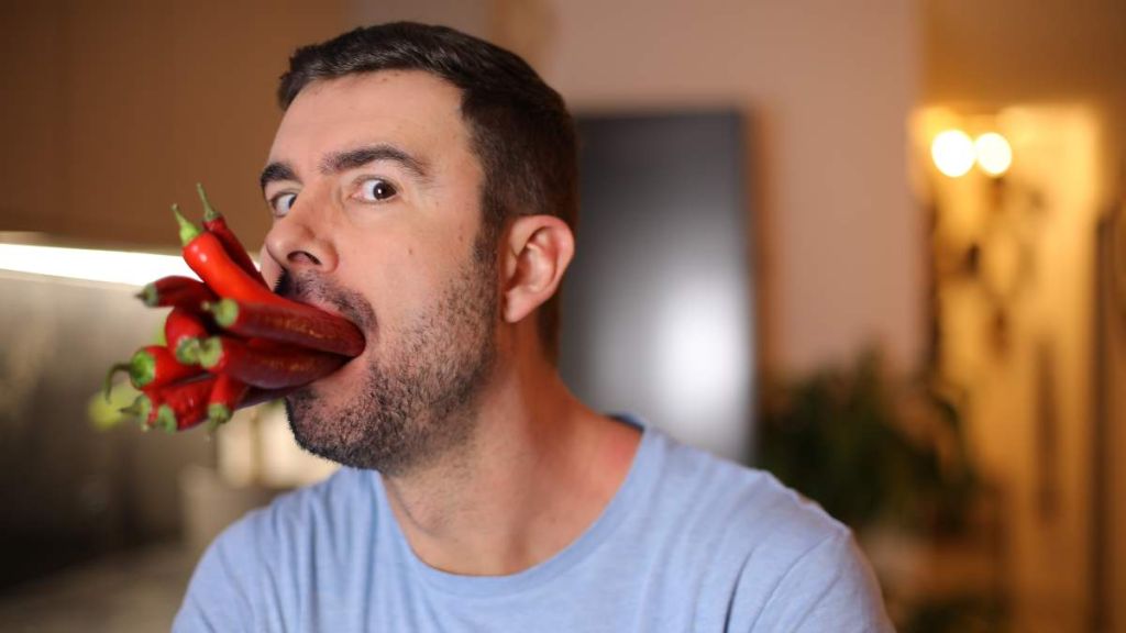 Manger (très) épicé : quel impact sur la digestion et la santé ?