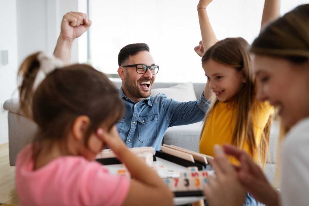 Simples à comprendre, adaptés à tous, 10 jeux de société pour jouer en famille !